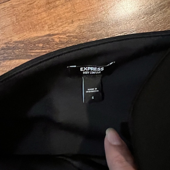 Black Express Bodysuit - Picture 3 of 3